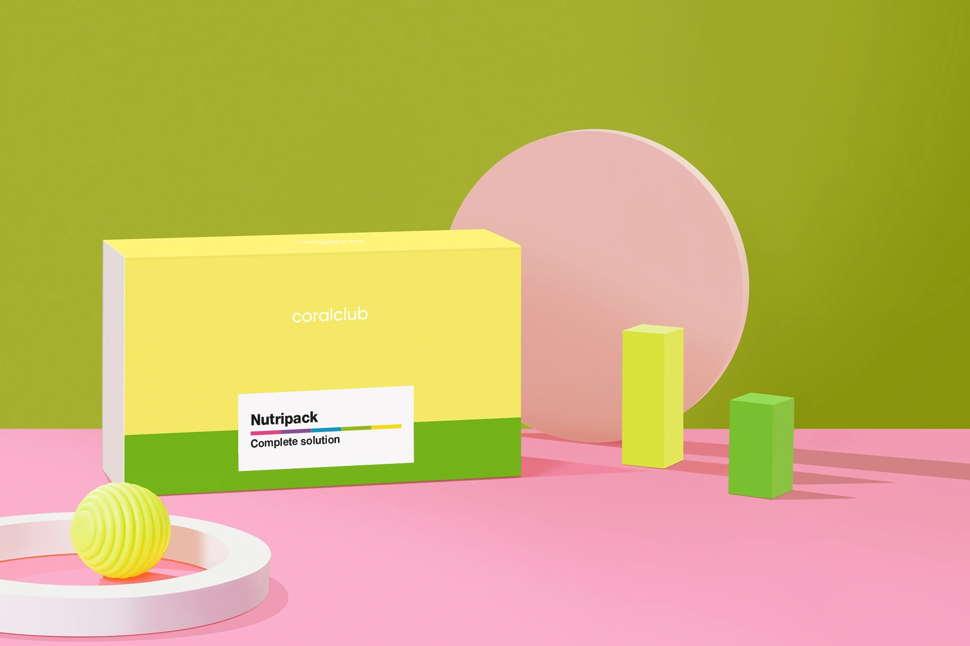 Полный набор продуктов Nutripack в уютном лайфстайл-окружении